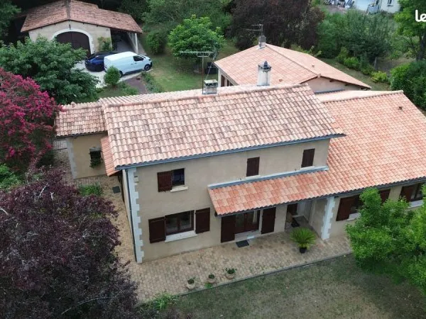 Maison Familiale - 286 m2