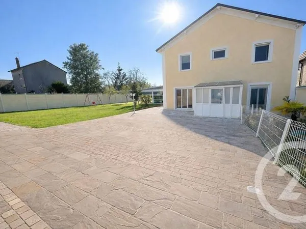 Maison 7 pièces 199 m²