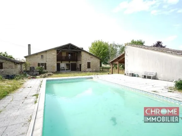 A vendre ferme entre Marmande et Langon