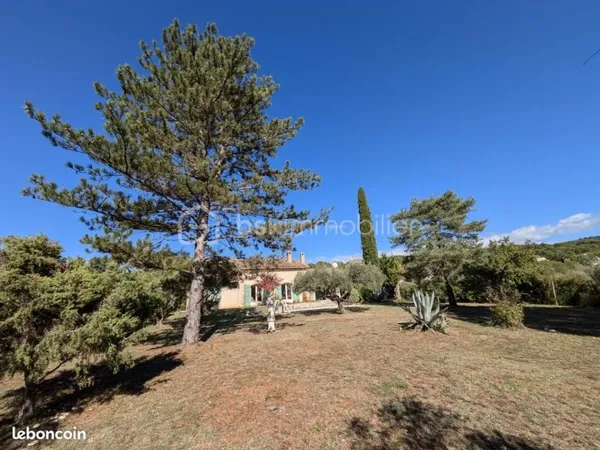 Maison 6 pièces 208 m²