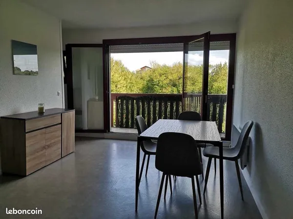 Location Appartement 30m2 + terrasse + place de parking