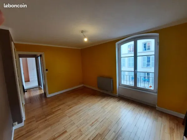 Appartement 2 pièces quartier cathédrale. 45 m²
