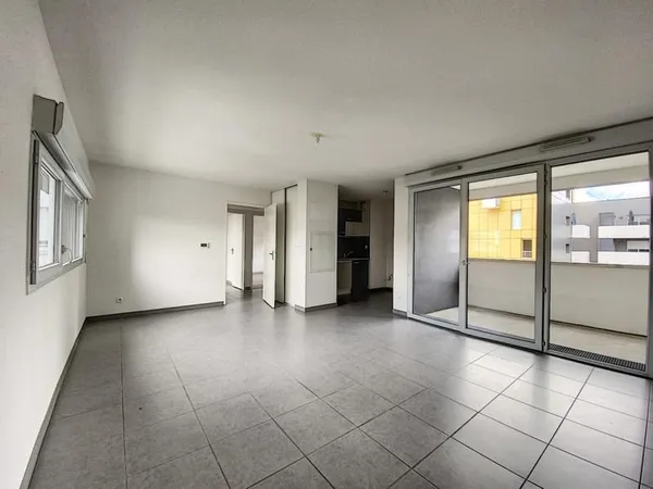 Appartement T3 de 61,25m² avec balcon - Lalande
