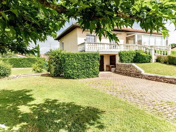 Maison traditionnelle 4 pièces 95 m²