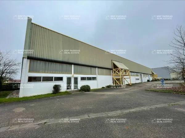 Local d'activité 2480 m²