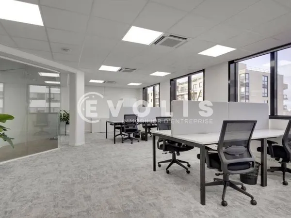 Bureaux 190 m²