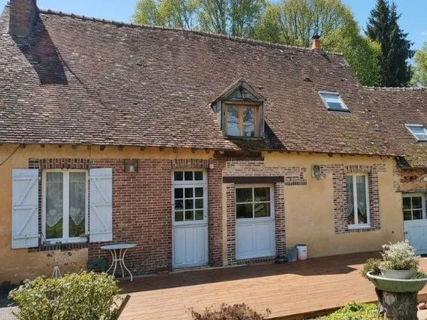MAISON 6 Pièces 185M²