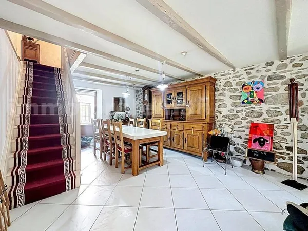 Maison 5 pièces 168 m²