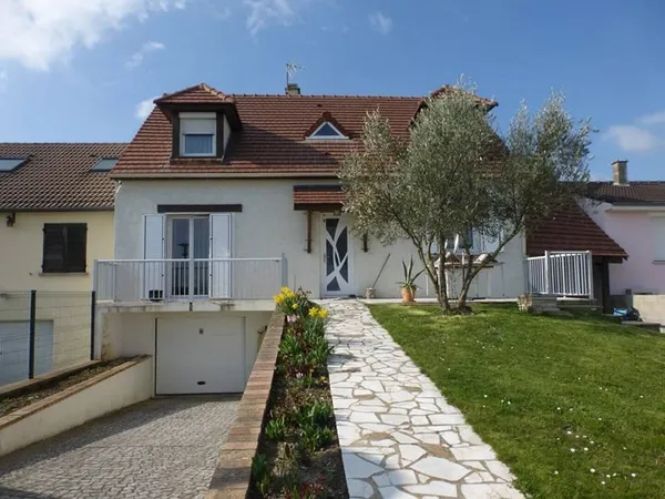 Maison 6 pièces 143 m²