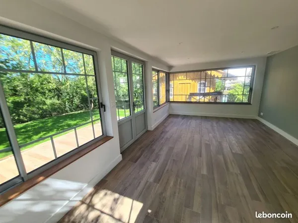 Élégante maison familiale entièrement rénovée - 144 m² - Jardin - Proche tramway