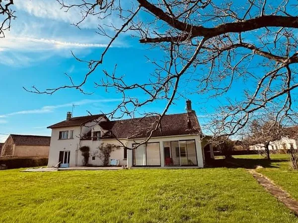 Maison 6 pièces 198 m²