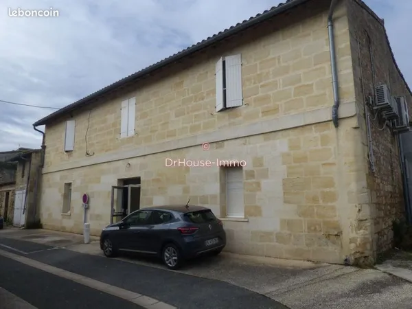 Immeuble 22 pièces 450 m²