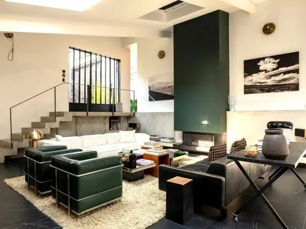 Loft 5 pièces 225 m²