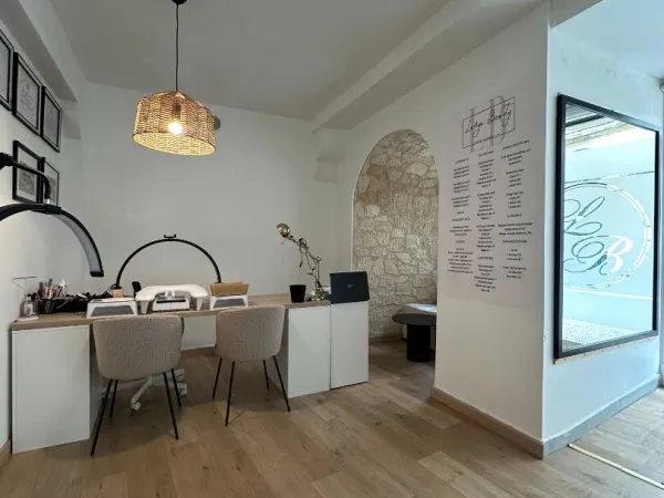Local commercial avec vitrine en plein centre de Bergerac !