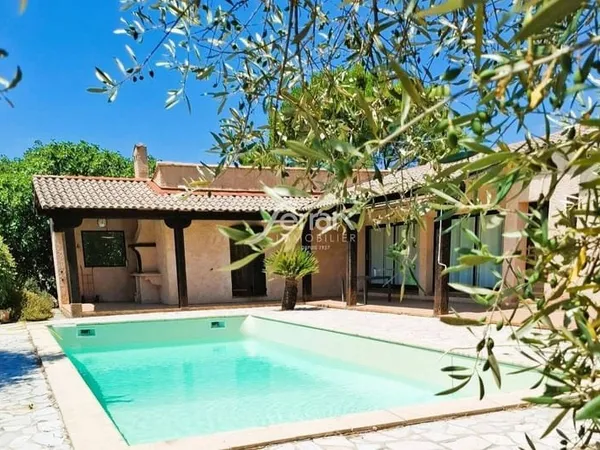Maison de plain-pied 4 pièces 145 m²