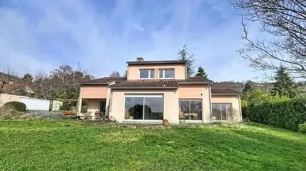 Maison 7 pièces 160 m²