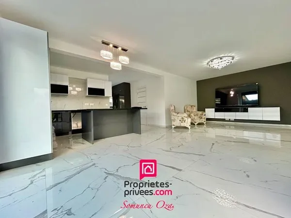 Coup de coeur assuré : Maison contemporaine BBC dans quartier ultra recherché !