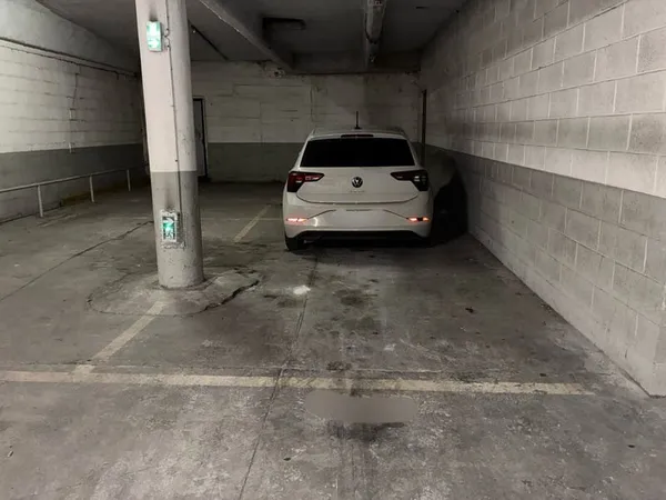Parking 193 m²
