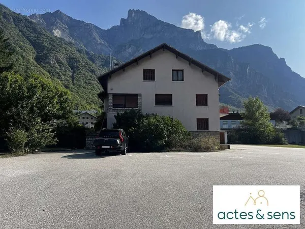 Appartement 297 m²