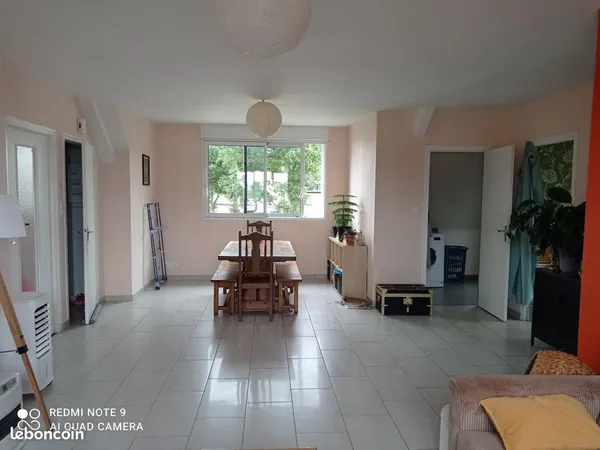 LOUE, appart T3 , 80m2 à st Aubin du Cormier