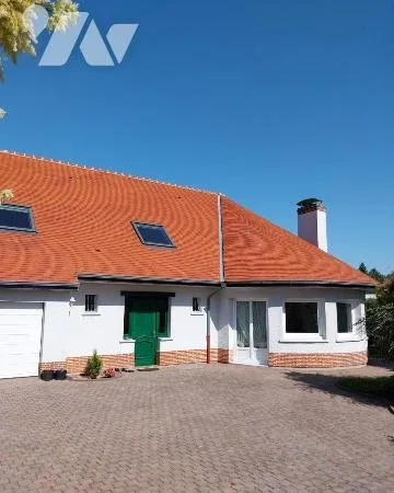 Maison 8 pièces 205 m²