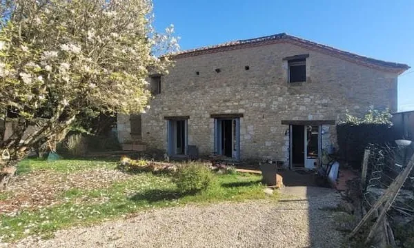 Maison 7 pièces 289 m²
