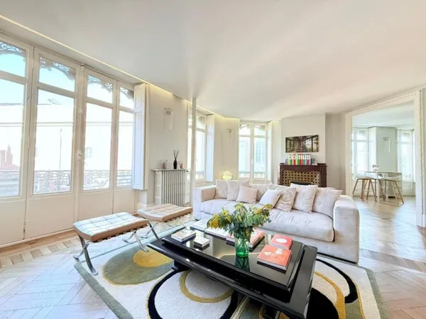Vends T5 - 160m² - Toulouse 31000