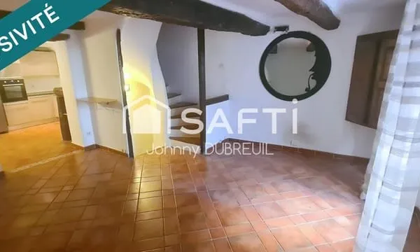 PIGNANS - Belle maison de village de 164 m², tout le charme de la pierre avec cave et spacieuse suit