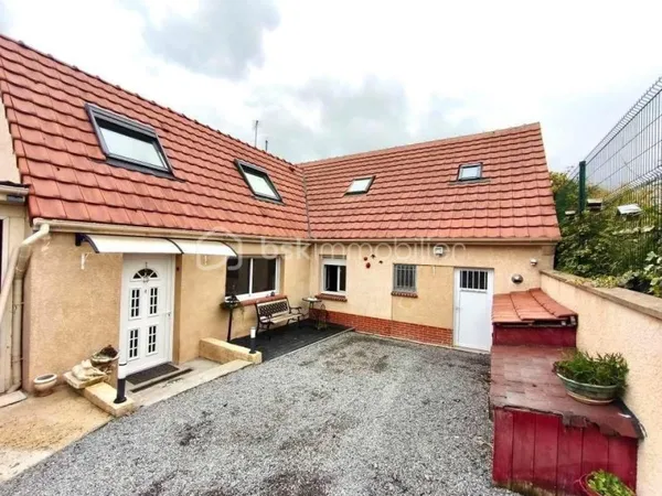 Maison 7 pièces 136 m²