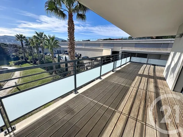 Appartement 4 pièces 105 m²