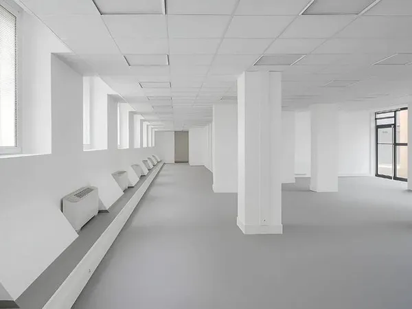 Bureaux 735 m²