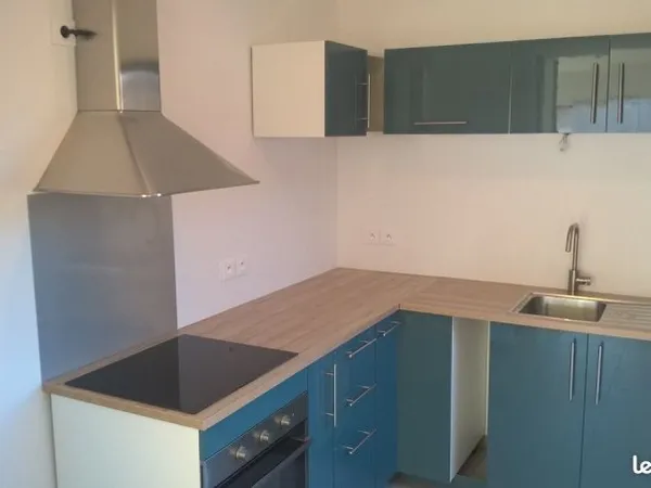 Appartement t3 de 64.52 m² + 2 garages