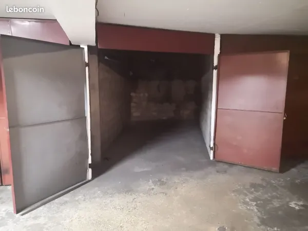 Box fermé sécurisé - Rue Daguerre / Mairie 14e - Parking