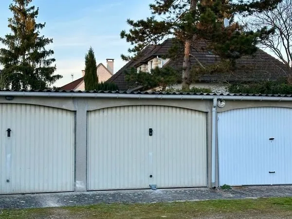 Garage à louer à Lamorlaye
