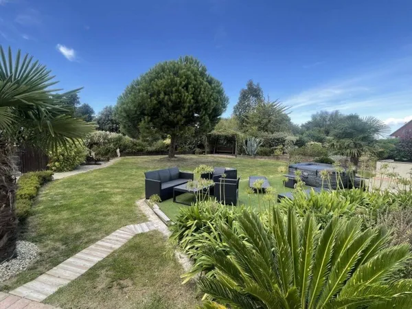 Maison 7 pièces 140 m²