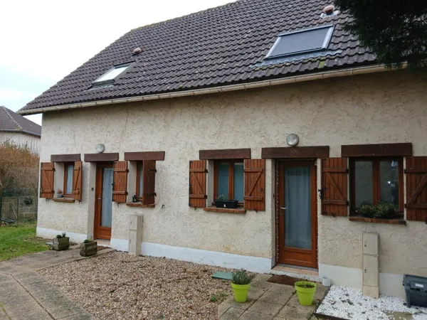 Pour investissement, évreux, dans un quartier calme, Ensemble immobilier composé de 4 maisons avec l