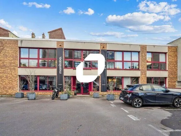 Bureaux 473 m²