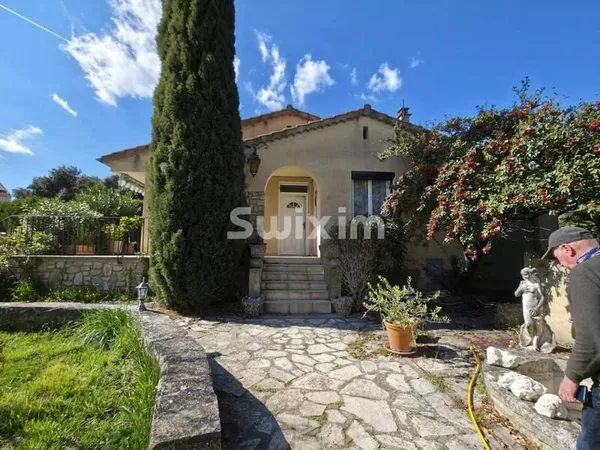 Maison de plain-pied 5 pièces 90 m²