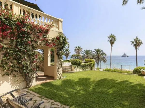 Maison 7 pièces 407 m²
