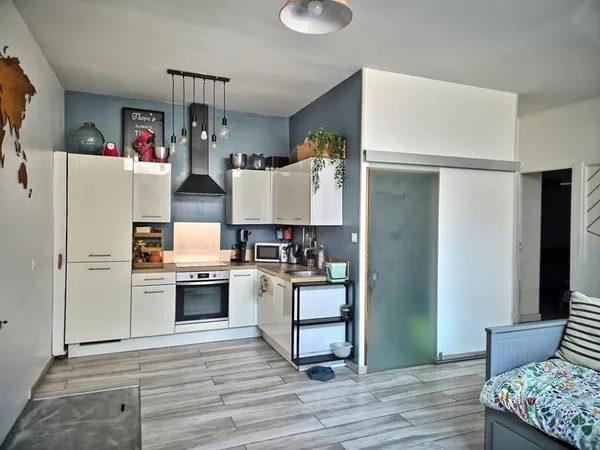 Lyon 8e - Grange blanche : T3 bis de 67 m² Carrez - Rénové & Calme