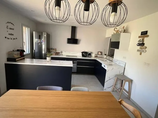 Maison 6 pièces 140 m²