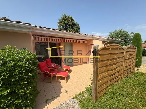 Maison de plain-pied dans une copropriété sécurisée, secteur