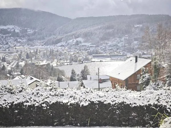 Vue Lac Gerardmer Maison Vosgienne 250 m2 secteur recherché