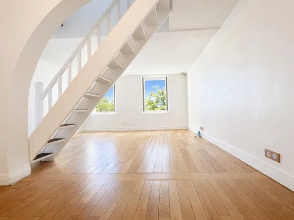 Appartement à vendre 1 pièces DAMPIERRE EN YVELINES (78) Duplex 33m²