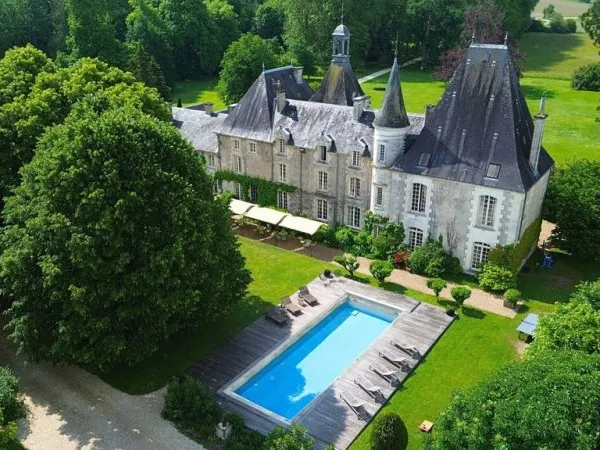 Maison individuelle 40 pièces 1380 m²