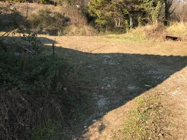 TERRAIN A BATIR 878 m² ROCHEMAURE