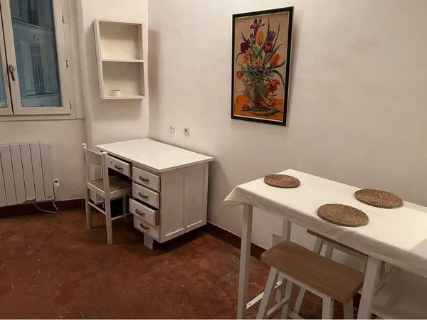 Studio 1 pièce 20 m²