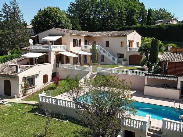 Maison 5 chambre(s) à vendre