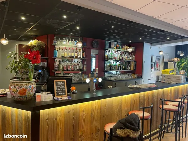 Restaurant bar