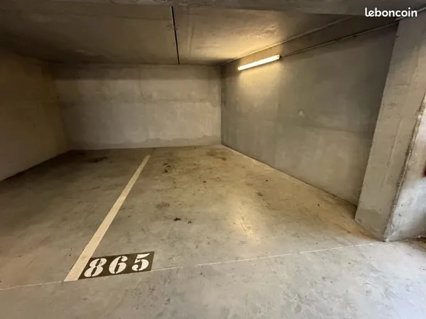 Parking à louer - Neudorf Heyritz